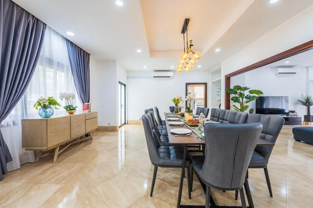 Tropical Bliss Luxe 5Br 30Pax Private Pool Villa Kl By Verano Kuala Lumpur