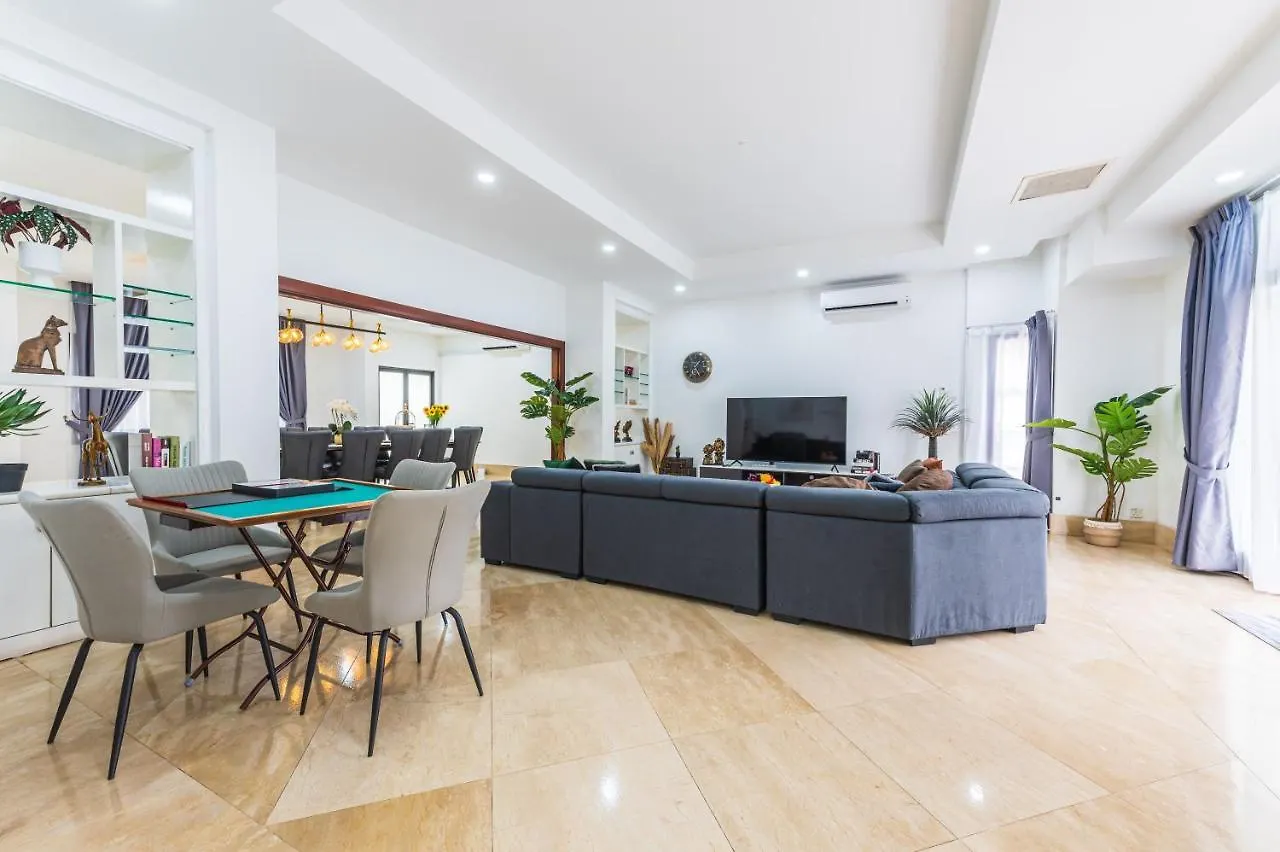 Tropical Bliss Luxe 5Br 30Pax Private Pool Villa Kl By Verano Kuala Lumpur