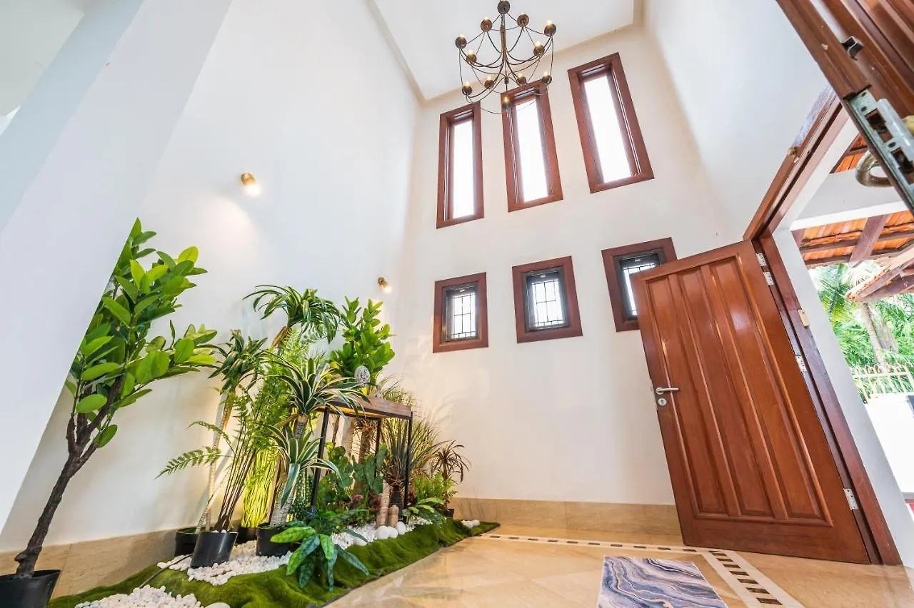 Tropical Bliss Luxe 5Br 30Pax Private Pool Villa Kl By Verano Kuala Lumpur
