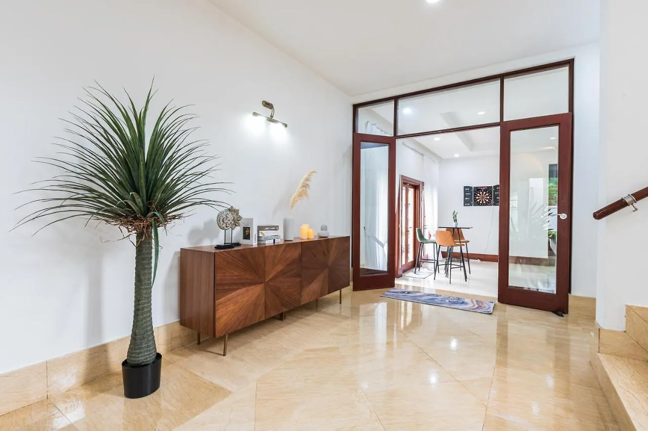 Tropical Bliss Luxe 5Br 30Pax Private Pool Villa Kl By Verano Kuala Lumpur